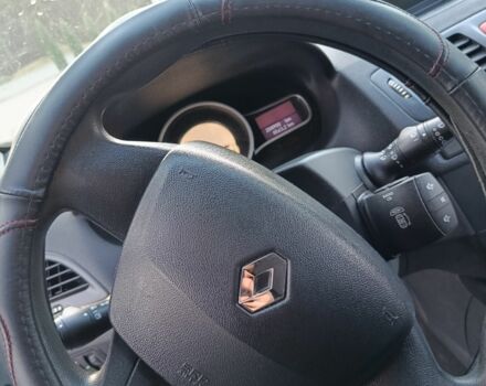 Белый Рено Меган, объемом двигателя 1.5 л и пробегом 205 тыс. км за 6999 $, фото 5 на Automoto.ua