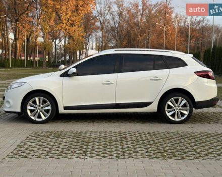 Белый Рено Меган, объемом двигателя 1.6 л и пробегом 220 тыс. км за 7700 $, фото 6 на Automoto.ua