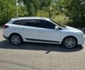 Белый Рено Меган, объемом двигателя 1.6 л и пробегом 240 тыс. км за 7300 $, фото 3 на Automoto.ua