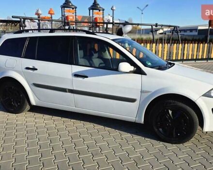 Білий Рено Меган, об'ємом двигуна 1.6 л та пробігом 250 тис. км за 5390 $, фото 4 на Automoto.ua