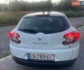 Белый Рено Меган, объемом двигателя 1.5 л и пробегом 400 тыс. км за 5800 $, фото 4 на Automoto.ua