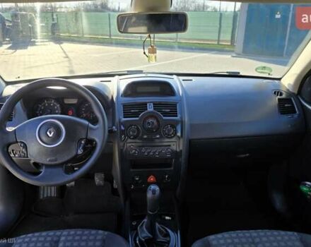 Білий Рено Меган, об'ємом двигуна 1.6 л та пробігом 250 тис. км за 5390 $, фото 15 на Automoto.ua