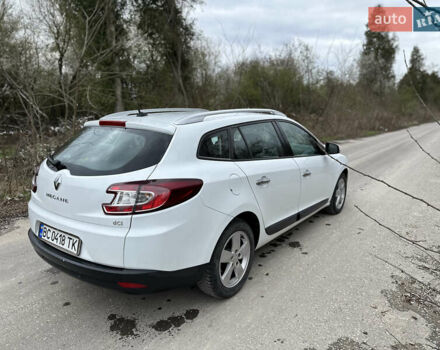 Рено Меган 2009 в Самборе на Automoto.ua Белый Рено Меган, объемом двигателя 1.5 л и пробегом 191 тыс. км за 6500 $, фото 4 на Automoto.ua