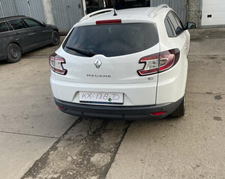 Белый Рено Меган, объемом двигателя 1.4 л и пробегом 163 тыс. км за 5800 $, фото 4 на Automoto.ua