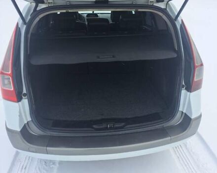 Белый Рено Меган, объемом двигателя 1.5 л и пробегом 318 тыс. км за 5000 $, фото 10 на Automoto.ua