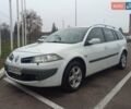 Белый Рено Меган, объемом двигателя 1.6 л и пробегом 247 тыс. км за 5100 $, фото 1 на Automoto.ua