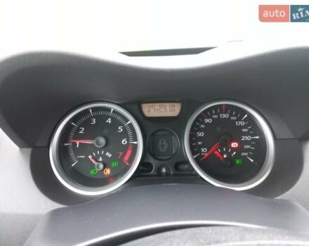 Белый Рено Меган, объемом двигателя 1.6 л и пробегом 247 тыс. км за 5100 $, фото 21 на Automoto.ua