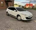 Белый Рено Меган, объемом двигателя 1.4 л и пробегом 223 тыс. км за 6100 $, фото 3 на Automoto.ua