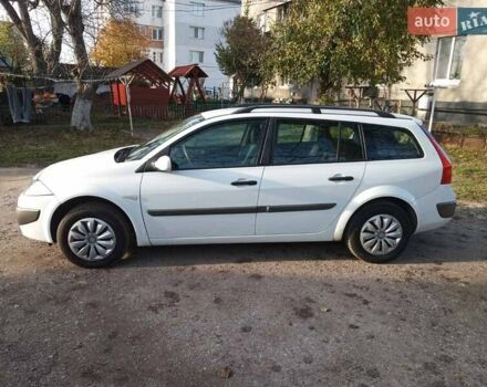 Білий Рено Меган, об'ємом двигуна 1.6 л та пробігом 201 тис. км за 5299 $, фото 8 на Automoto.ua