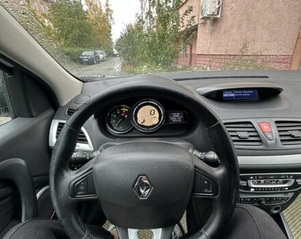 Белый Рено Меган, объемом двигателя 1.9 л и пробегом 360 тыс. км за 6900 $, фото 13 на Automoto.ua