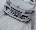 Белый Рено Меган, объемом двигателя 1.5 л и пробегом 240 тыс. км за 6000 $, фото 2 на Automoto.ua