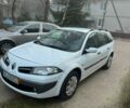 Белый Рено Меган, объемом двигателя 1.6 л и пробегом 145 тыс. км за 5300 $, фото 1 на Automoto.ua