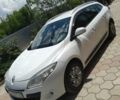 Белый Рено Меган, объемом двигателя 1.4 л и пробегом 242 тыс. км за 6200 $, фото 1 на Automoto.ua