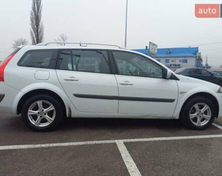 Белый Рено Меган, объемом двигателя 1.6 л и пробегом 247 тыс. км за 5100 $, фото 3 на Automoto.ua