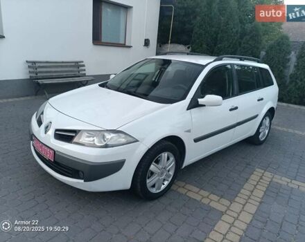 Белый Рено Меган, объемом двигателя 1.6 л и пробегом 251 тыс. км за 6200 $, фото 62 на Automoto.ua
