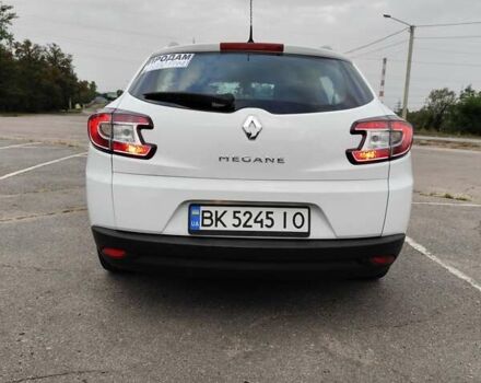 Білий Рено Меган, об'ємом двигуна 1.6 л та пробігом 200 тис. км за 6999 $, фото 1 на Automoto.ua