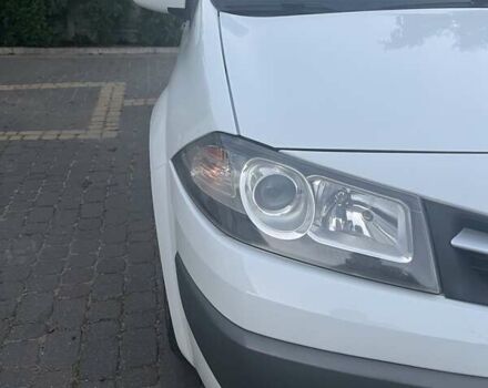 Білий Рено Меган, об'ємом двигуна 1.6 л та пробігом 251 тис. км за 6200 $, фото 14 на Automoto.ua