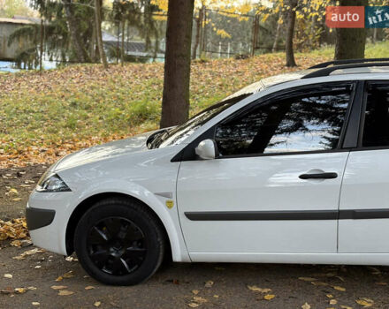 Білий Рено Меган, об'ємом двигуна 1.5 л та пробігом 277 тис. км за 6000 $, фото 4 на Automoto.ua