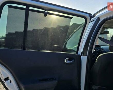 Білий Рено Меган, об'ємом двигуна 1.6 л та пробігом 250 тис. км за 5390 $, фото 11 на Automoto.ua