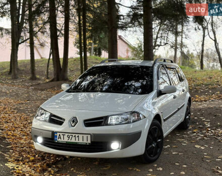 Білий Рено Меган, об'ємом двигуна 1.5 л та пробігом 277 тис. км за 6000 $, фото 1 на Automoto.ua