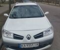 Белый Рено Меган, объемом двигателя 1.6 л и пробегом 285 тыс. км за 5600 $, фото 3 на Automoto.ua