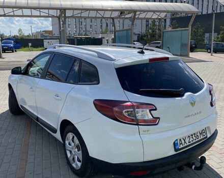 Рено Меган 2009 у Києві на Automoto.ua Білий Рено Меган, об'ємом двигуна 1.6 л та пробігом 242 тис. км за 6900 $, фото 5 на Automoto.ua