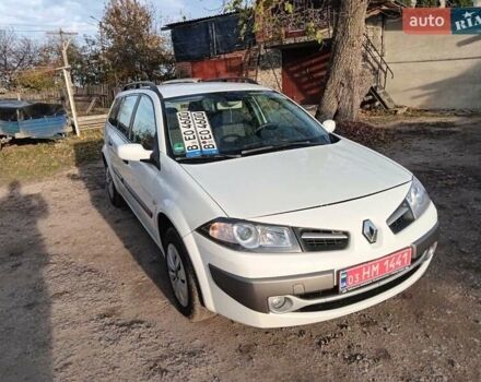 Білий Рено Меган, об'ємом двигуна 1.6 л та пробігом 201 тис. км за 5299 $, фото 10 на Automoto.ua