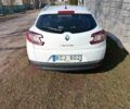 Белый Рено Меган, объемом двигателя 1.6 л и пробегом 300 тыс. км за 6000 $, фото 2 на Automoto.ua
