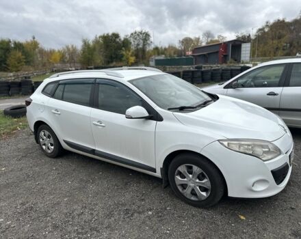 Белый Рено Меган, объемом двигателя 1.5 л и пробегом 224 тыс. км за 5850 $, фото 4 на Automoto.ua