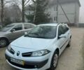 Белый Рено Меган, объемом двигателя 1.6 л и пробегом 145 тыс. км за 5300 $, фото 1 на Automoto.ua