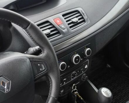 Білий Рено Меган, об'ємом двигуна 1.6 л та пробігом 201 тис. км за 7150 $, фото 18 на Automoto.ua