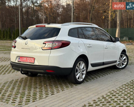 Белый Рено Меган, объемом двигателя 1.6 л и пробегом 220 тыс. км за 7700 $, фото 2 на Automoto.ua