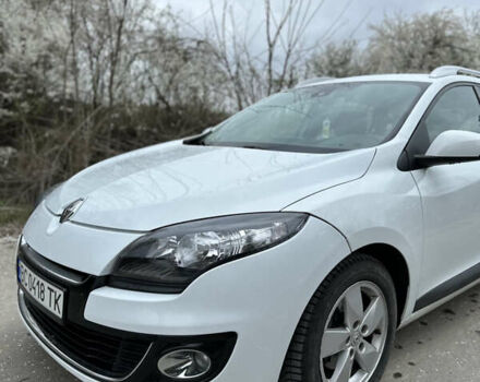 Рено Меган 2009 в Самборе на Automoto.ua Белый Рено Меган, объемом двигателя 1.5 л и пробегом 191 тыс. км за 6500 $, фото 8 на Automoto.ua