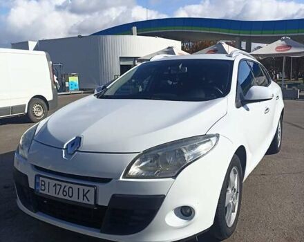 Белый Рено Меган, объемом двигателя 1.6 л и пробегом 232 тыс. км за 7200 $, фото 3 на Automoto.ua
