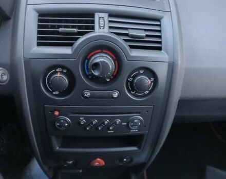 Білий Рено Меган, об'ємом двигуна 1.6 л та пробігом 201 тис. км за 5199 $, фото 106 на Automoto.ua