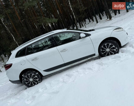 Белый Рено Меган, объемом двигателя 1.87 л и пробегом 302 тыс. км за 6300 $, фото 5 на Automoto.ua