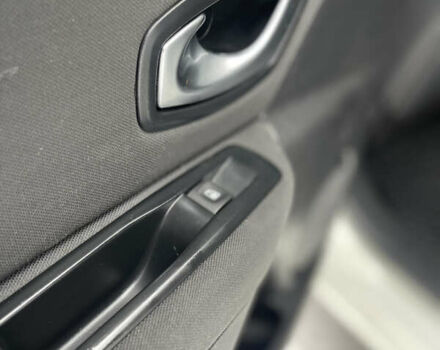 Белый Рено Меган, объемом двигателя 1.46 л и пробегом 289 тыс. км за 5999 $, фото 21 на Automoto.ua