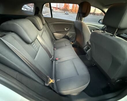 Белый Рено Меган, объемом двигателя 1.5 л и пробегом 243 тыс. км за 7500 $, фото 7 на Automoto.ua