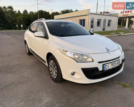 Белый Рено Меган, объемом двигателя 1.5 л и пробегом 280 тыс. км за 6700 $, фото 3 на Automoto.ua