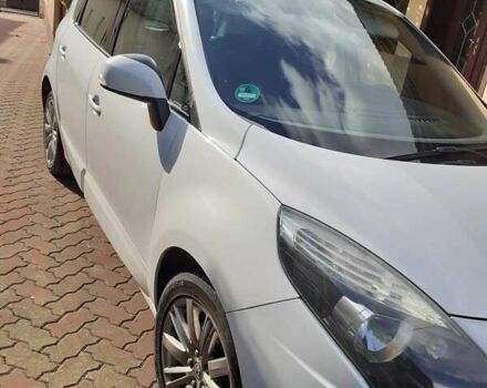 Белый Рено Меган, объемом двигателя 2 л и пробегом 236 тыс. км за 6500 $, фото 1 на Automoto.ua