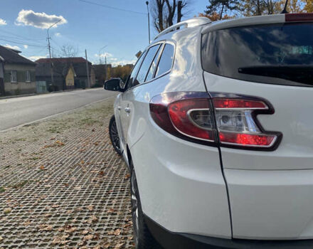 Белый Рено Меган, объемом двигателя 1.5 л и пробегом 270 тыс. км за 6950 $, фото 2 на Automoto.ua