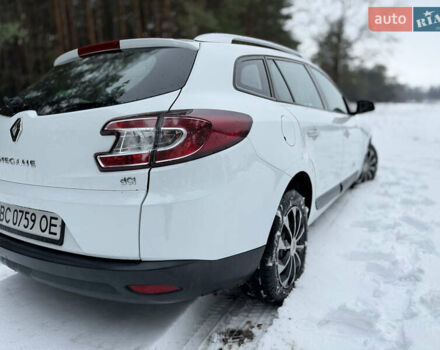 Білий Рено Меган, об'ємом двигуна 1.87 л та пробігом 302 тис. км за 6200 $, фото 7 на Automoto.ua