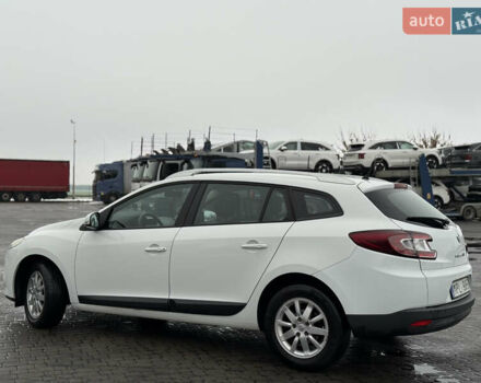 Белый Рено Меган, объемом двигателя 1.6 л и пробегом 211 тыс. км за 6750 $, фото 6 на Automoto.ua