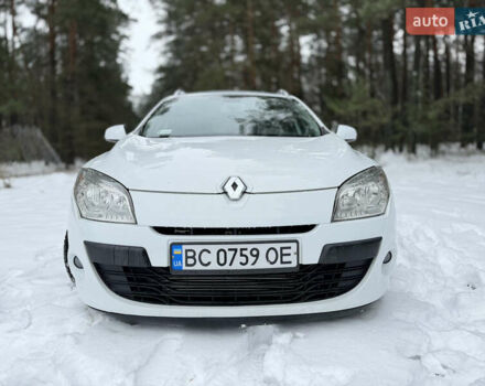 Білий Рено Меган, об'ємом двигуна 1.87 л та пробігом 302 тис. км за 6200 $, фото 1 на Automoto.ua