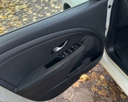 Білий Рено Меган, об'ємом двигуна 1.5 л та пробігом 257 тис. км за 5250 $, фото 17 на Automoto.ua