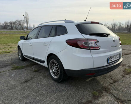 Белый Рено Меган, объемом двигателя 1.46 л и пробегом 299 тыс. км за 6200 $, фото 18 на Automoto.ua
