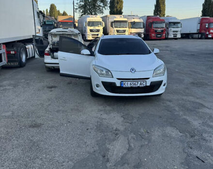 Белый Рено Меган, объемом двигателя 1.46 л и пробегом 250 тыс. км за 6300 $, фото 2 на Automoto.ua