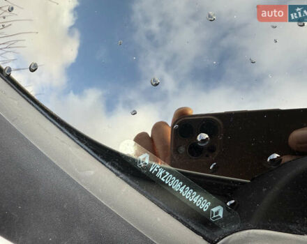 Белый Рено Меган, объемом двигателя 1.6 л и пробегом 211 тыс. км за 7399 $, фото 35 на Automoto.ua