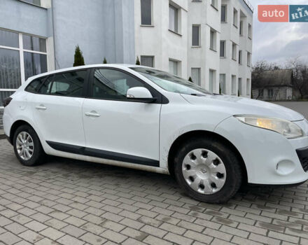 Белый Рено Меган, объемом двигателя 1.46 л и пробегом 264 тыс. км за 6500 $, фото 5 на Automoto.ua