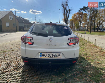 Белый Рено Меган, объемом двигателя 1.5 л и пробегом 270 тыс. км за 6950 $, фото 5 на Automoto.ua